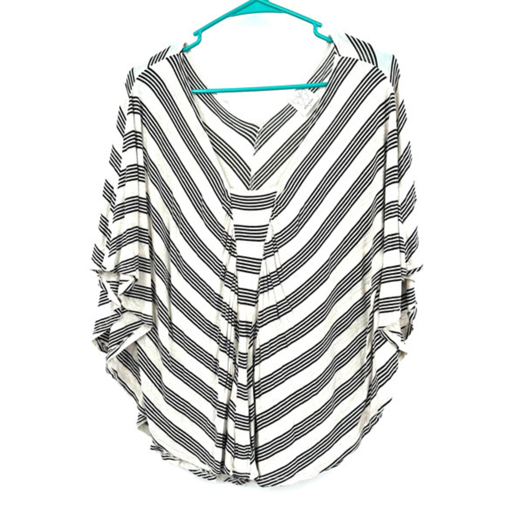 Ella‎ Moss size Small rayon flax blend short sleeve blouse poncho like style